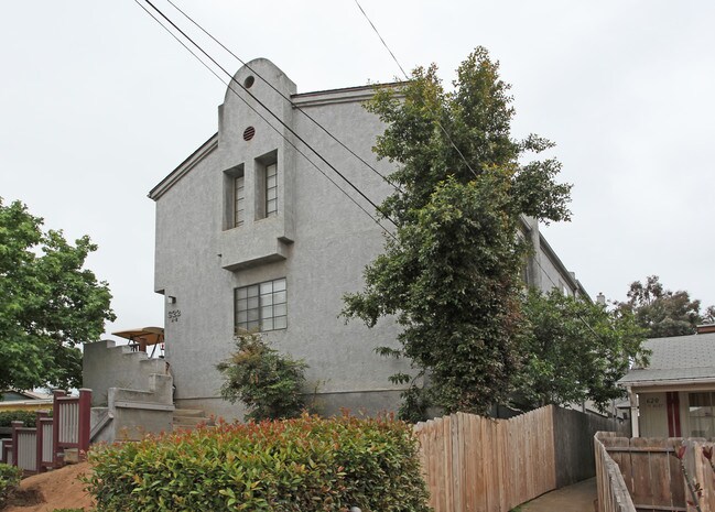 622 13th St in Imperial Beach, CA - Building Photo - Building Photo