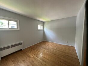 234 Crombie St in Huntington Station, NY - Building Photo - Building Photo