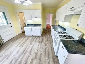 22 Upson Ave in Winchester, CT - Building Photo - Building Photo