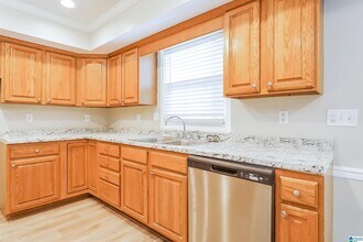 101 Red Oak Dr in Alabaster, AL - Building Photo - Building Photo
