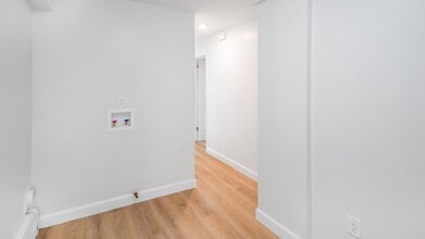 6407 Granton Ave in North Bergen, NJ - Building Photo - Building Photo