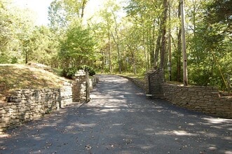 701 McCalls Mill Rd in Lexington, KY - Building Photo - Building Photo