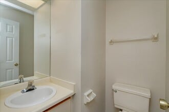 7328 Forest Hill Ct in Winter Park, FL - Building Photo - Building Photo