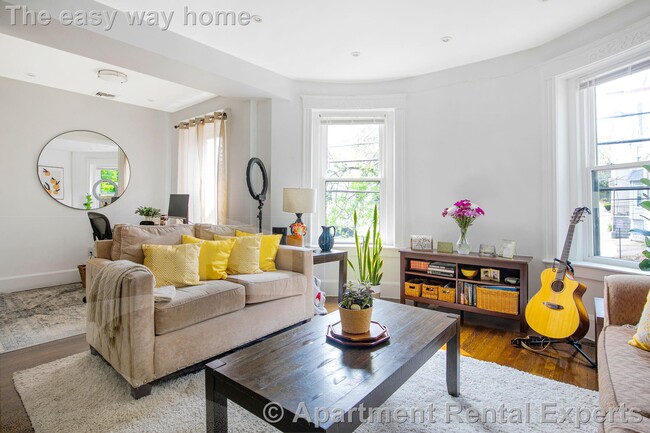 40 Cameron St in Brookline, MA - Building Photo - Building Photo