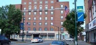 2 South Ave in Bradford, PA - Building Photo