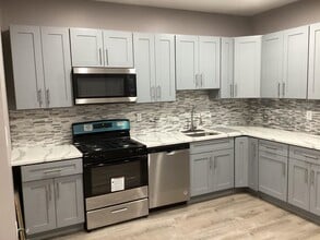 422 Avenue C in Bayonne, NJ - Building Photo - Building Photo