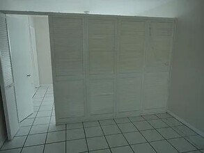 305 Navarre Ave in Coral Gables, FL - Building Photo - Building Photo