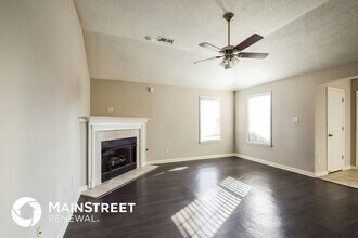 8306 Red Creek Dr, Unit 0306 in Memphis, TN - Building Photo - Building Photo