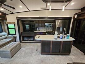 165 Heath Dr in Riggins, ID - Building Photo