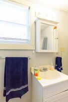 2100 N Ball Ave in Muncie, IN - Building Photo