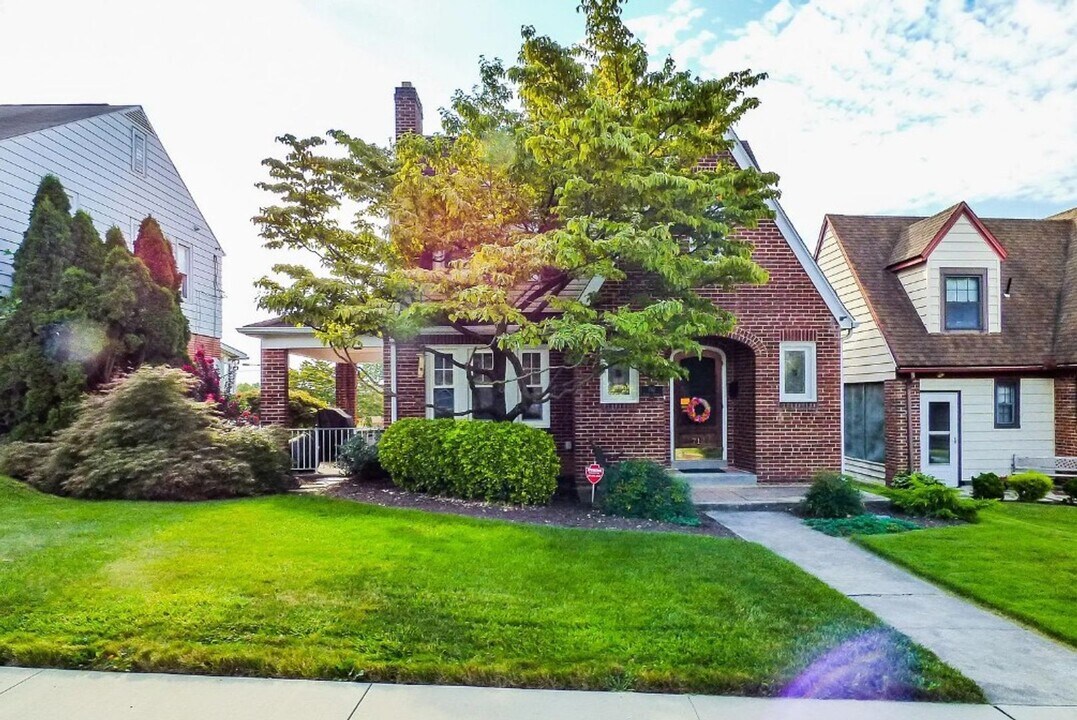 712 Florida Ave in York, PA - Building Photo