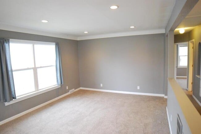 property at 2924 Soutter Ave SE