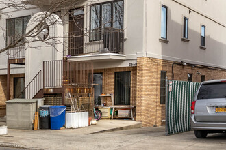 2559 W 15th St in Brooklyn, NY - Building Photo - Building Photo