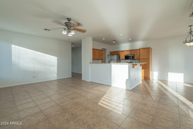 4253 E Crown Ct in Gilbert, AZ - Building Photo - Building Photo