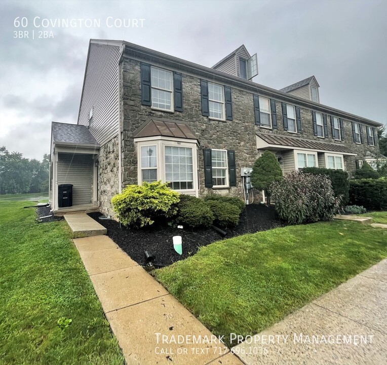 60 Covington Ct in Mount Joy, PA - Building Photo