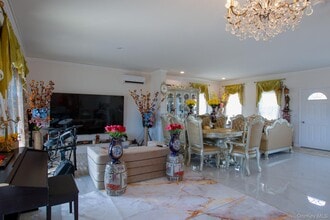 126 Trafalgar Dr in Shirley, NY - Building Photo - Building Photo