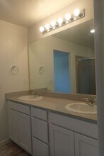 3730 Bayou Way in Sacramento, CA - Building Photo - Building Photo
