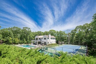 375 Brick Kiln Rd in Bridgehampton, NY - Building Photo - Building Photo