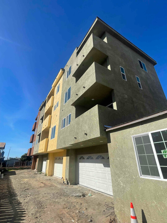 312 S 49th St in San Diego, CA - Building Photo