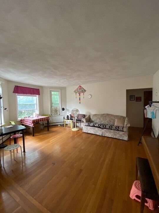 308 Tappan St in Brookline, MA - Building Photo