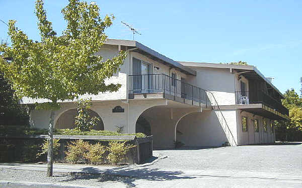 214 Bayview St in San Rafael, CA - Foto de edificio