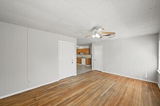 1201 Orrel Dr in Pasadena, TX - Building Photo - Building Photo