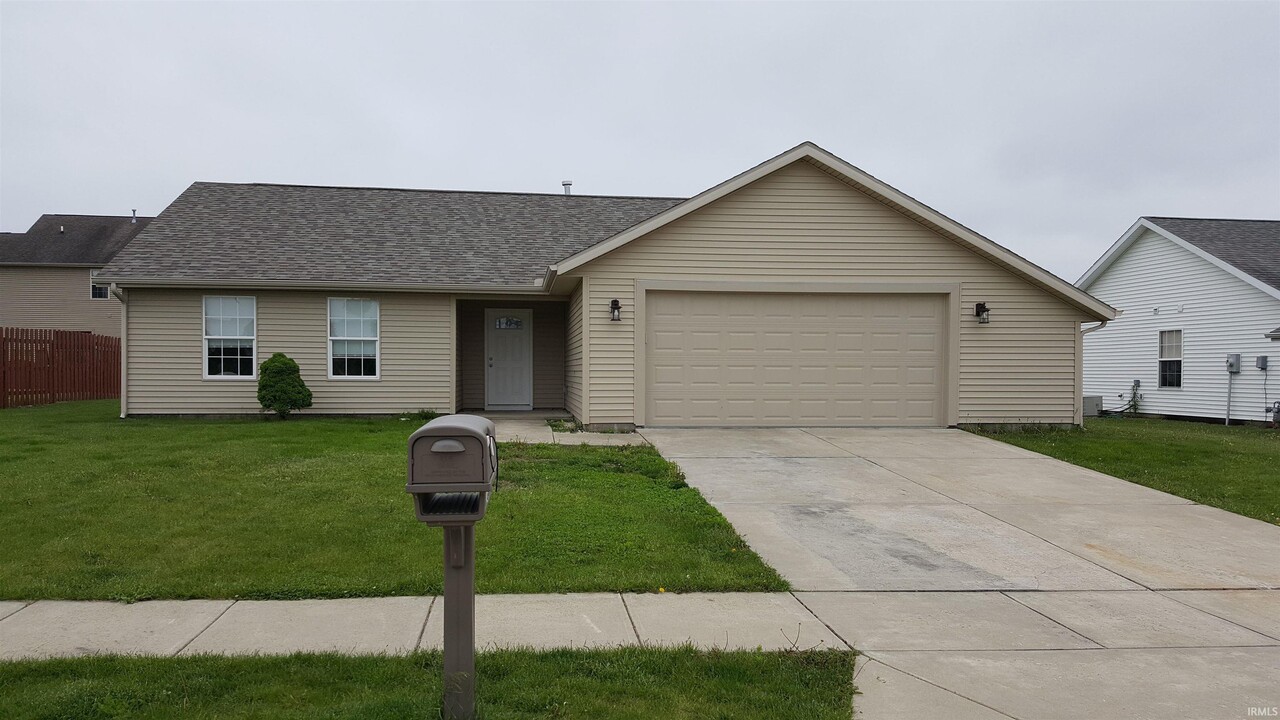 1403 Crusade Dr in West Lafayette, IN - Building Photo