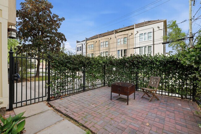 property at 2214 Radcliffe St