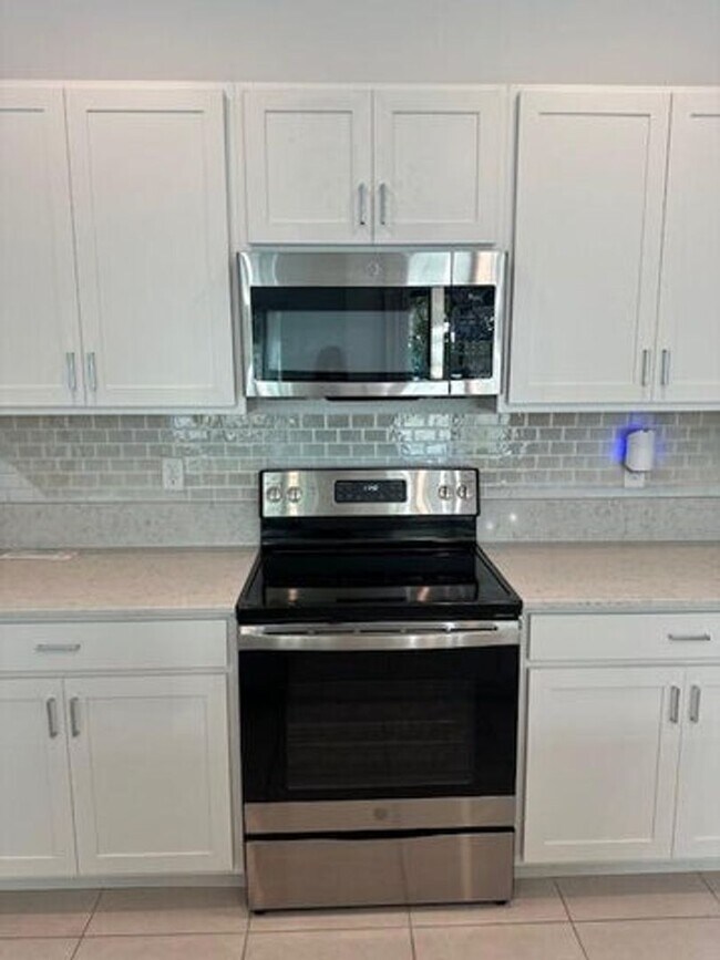 property at 4504 Hartwell Ln