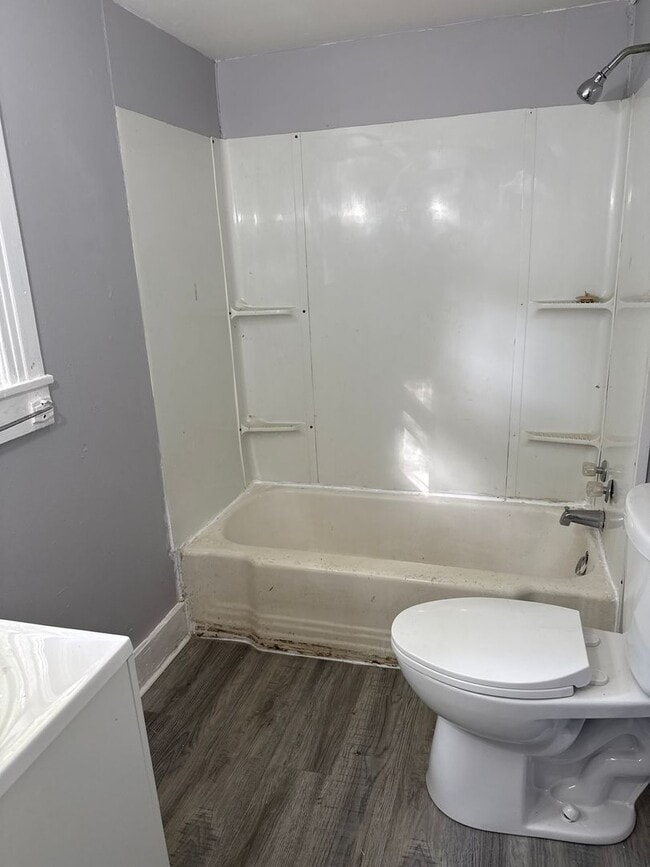 2016 E Capitol Ave in Springfield, IL - Building Photo - Building Photo