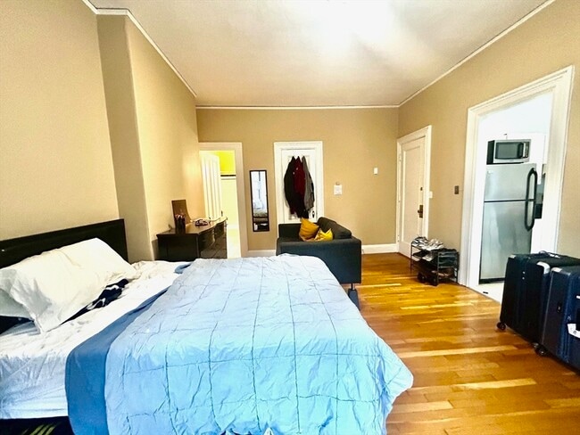 property at 229 Newbury St