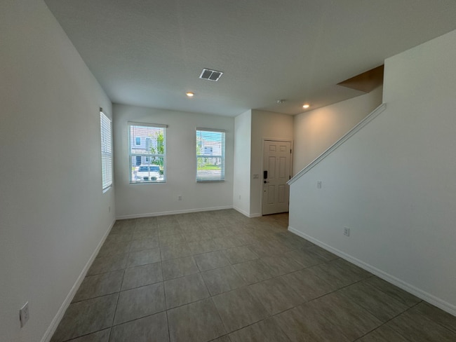 3133 Skyline Lp in Kissimmee, FL - Building Photo - Building Photo