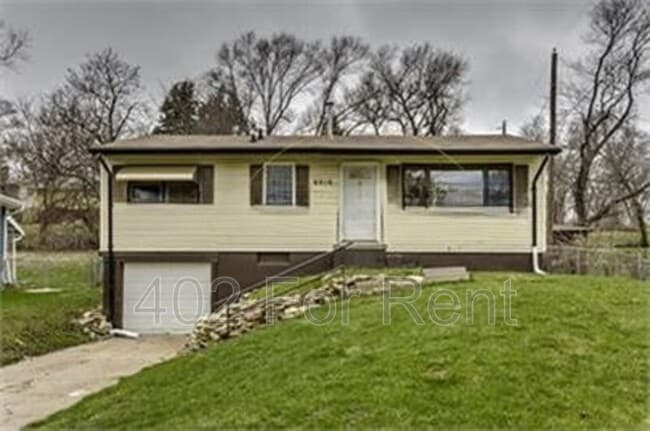 property at 6016 N 47th St