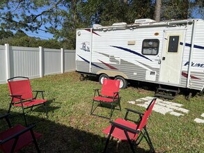 738 Carondelay Dr in Pensacola, FL - Building Photo - Building Photo