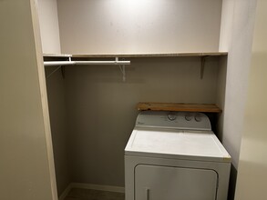 2404 Parker Ln in Austin, TX - Building Photo - Building Photo