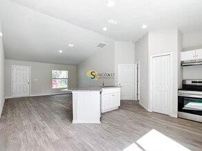 7186 SE 124th St in Belleview, FL - Building Photo - Building Photo