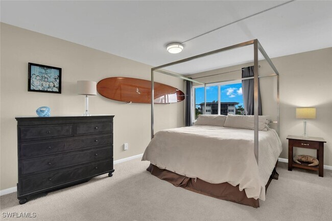 property at 3410 Gulf Shore Blvd N