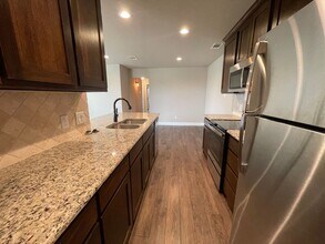 8113-8115 Tanner Ave in Fort Worth, TX - Building Photo - Building Photo