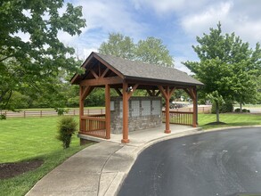 735 Tulip Grove Rd in Nashville, TN - Building Photo - Building Photo