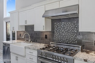 8369 Sausalito Ave in Los Angeles, CA - Building Photo - Building Photo