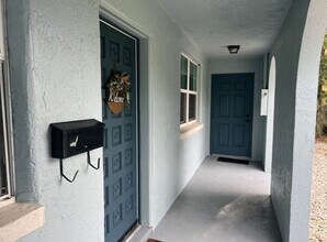 1212 Doris Ave, Unit 1212 in Tavares, FL - Building Photo - Building Photo