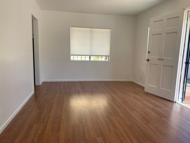 1209 E Doidge Ct in Long Beach, CA - Foto de edificio - Building Photo