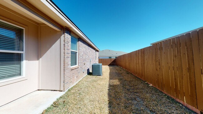 1705 Aztec Trce in Harker Heights, TX - Building Photo - Building Photo