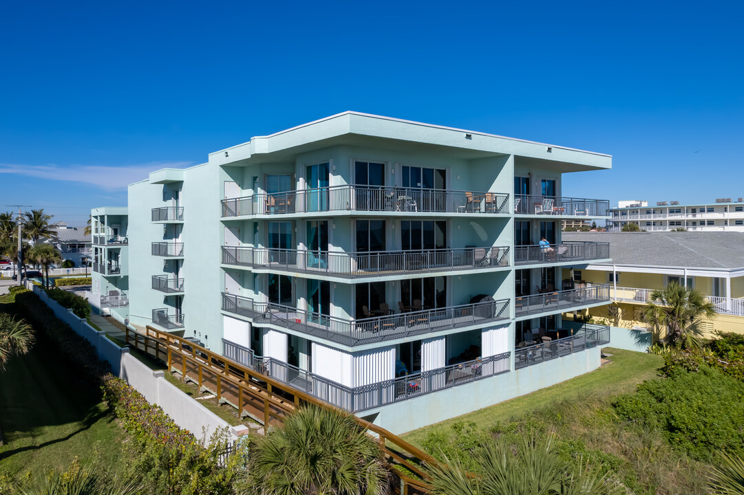 3800 Ocean Beach Blvd in Cocoa Beach, FL - Building Photo