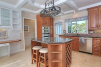 3325 Madrona Dr in Santa Barbara, CA - Building Photo - Building Photo