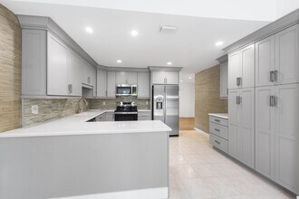 227 W Riverside Dr in Jupiter, FL - Building Photo - Building Photo