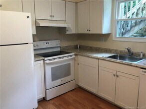 24 Division St in Danbury, CT - Building Photo - Building Photo
