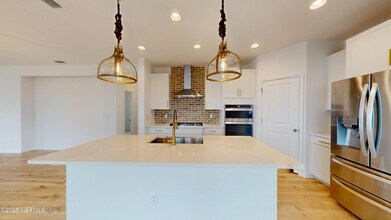 637 Stargaze Ln in St. Augustine, FL - Foto de edificio - Building Photo