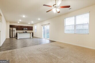 322 Hamilton Pointe Dr in Mcdonough, GA - Building Photo - Building Photo