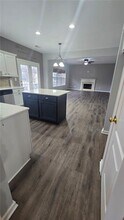 2015 Beckenham Walk Ln in Dacula, GA - Building Photo - Building Photo